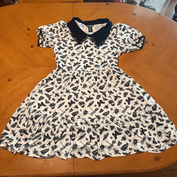 Hot Topic Black & White Tiered Collared Lace Trim Bug Mini Dress M Gothic Witchy - Picture 4 of 15